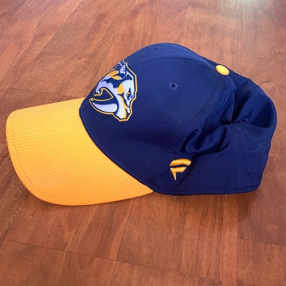 NASHVILLE PREDATORS Fanatics Ball Cap - Picture 3 of 8